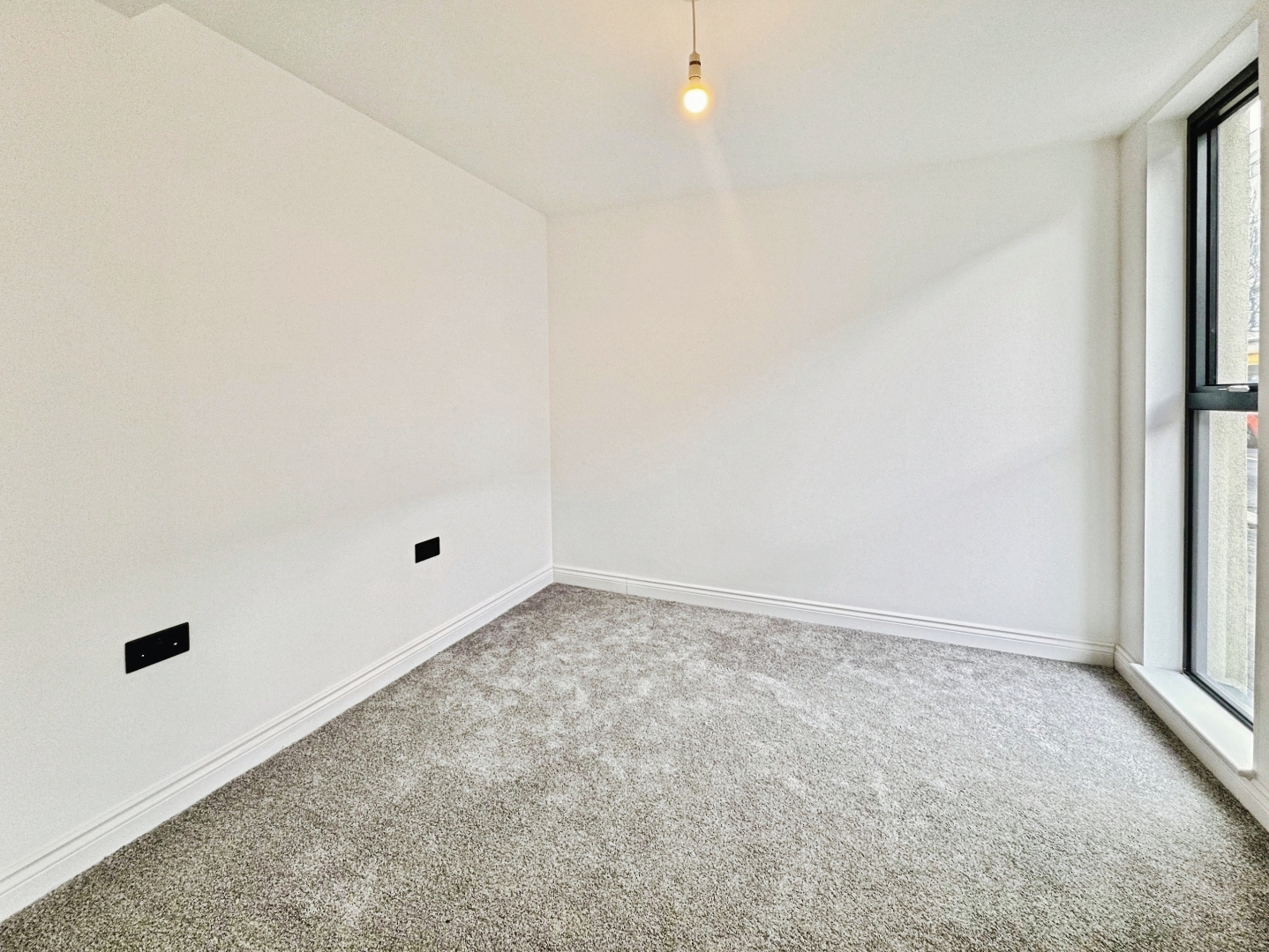 pbox-bedroom-427330.jpg